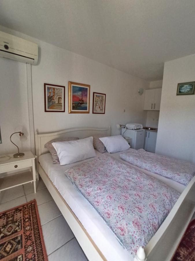 Apartments Vejo Korčula Eksteriør billede