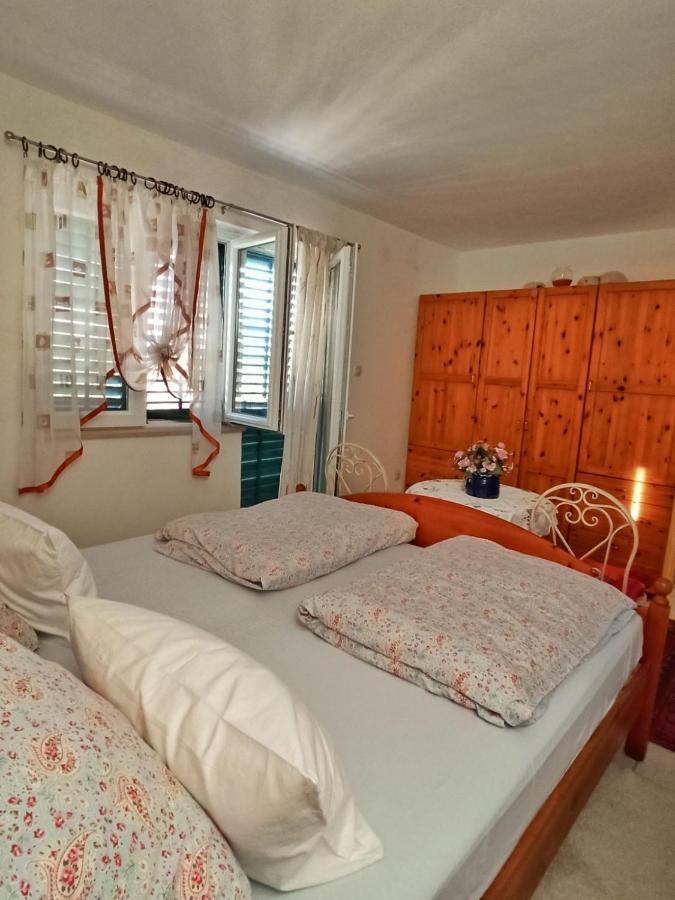 Apartments Vejo Korčula Eksteriør billede