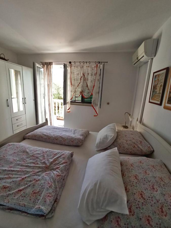 Apartments Vejo Korčula Eksteriør billede