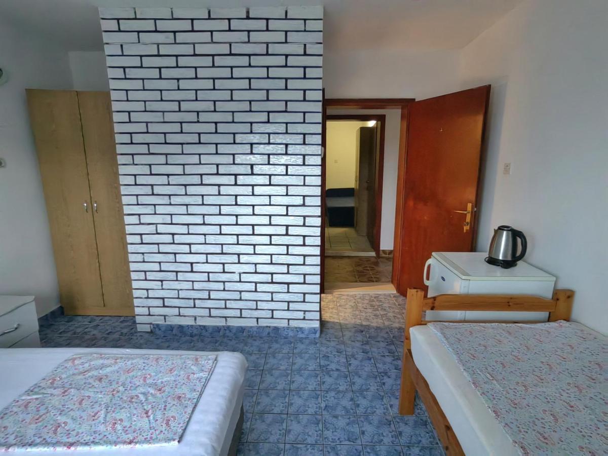 Apartments Vejo Korčula Eksteriør billede