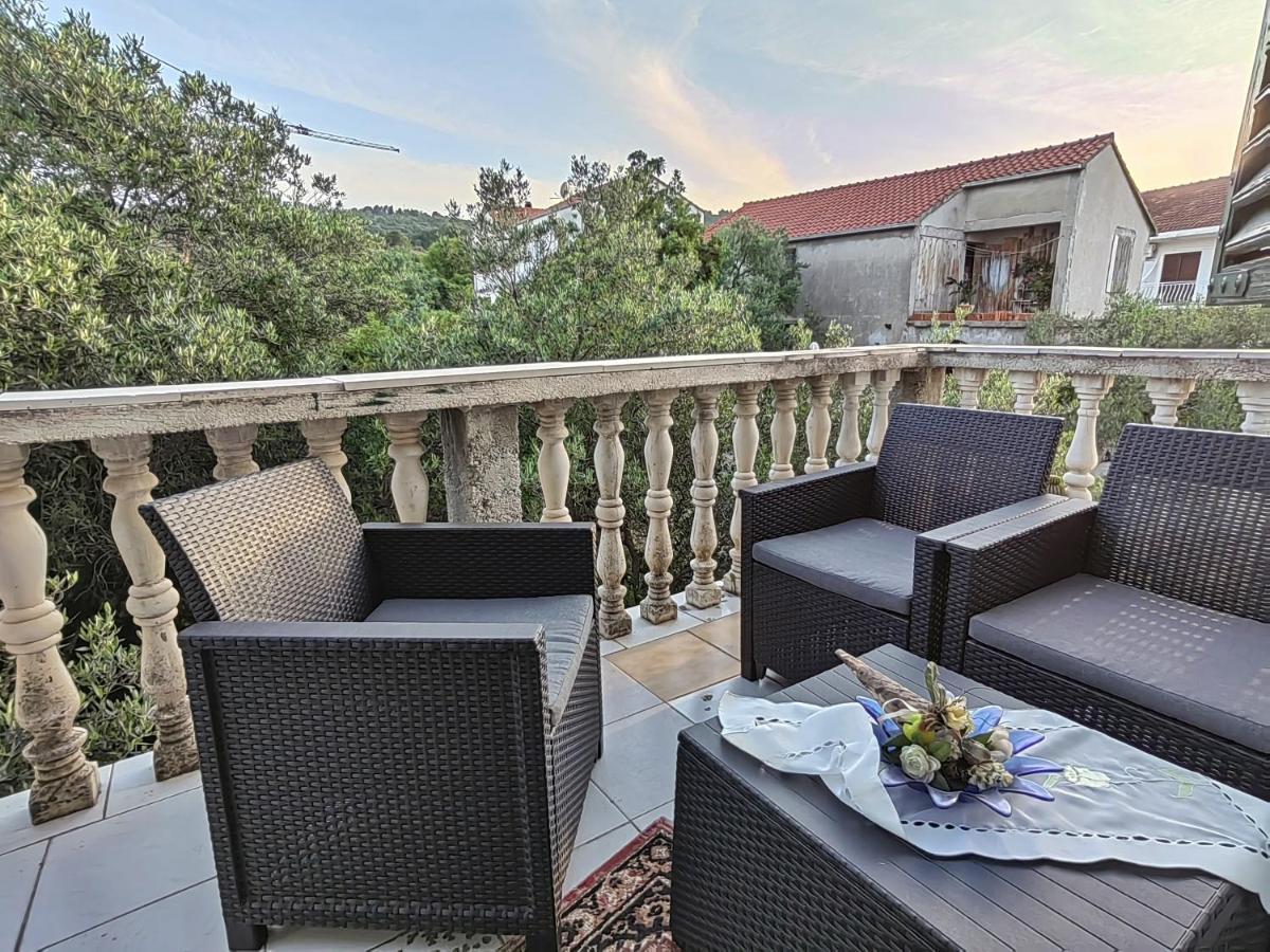 Apartments Vejo Korčula Eksteriør billede
