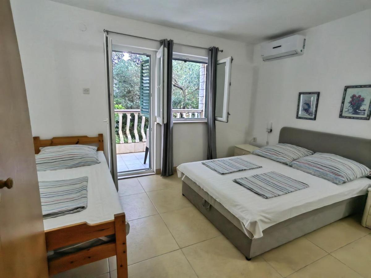 Apartments Vejo Korčula Eksteriør billede