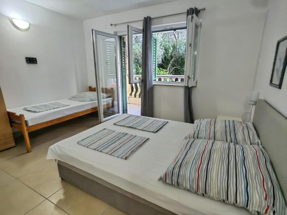 Apartments Vejo Korčula Eksteriør billede